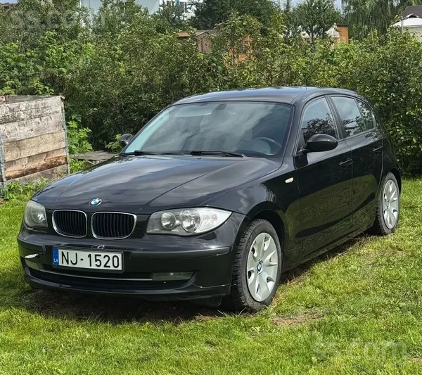 BMW Pārdošanā BMW 116i ar dzinēja defektu. Automašīna 