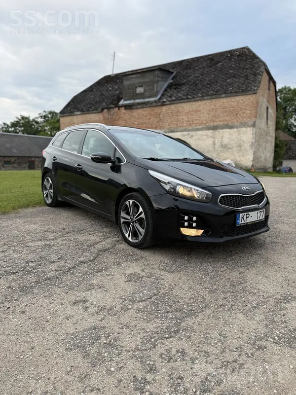 KIA Īpašnieks pārdod Kia Ceed GT line, kurš pirkts aut