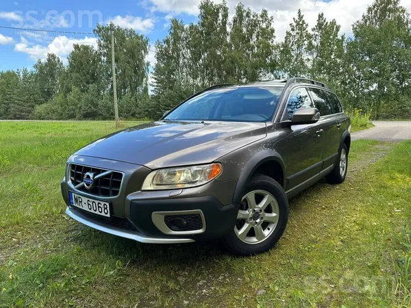 Volvo Pārdodu Volvo Xc70 D5 136kw Awd pieskatīts auto la