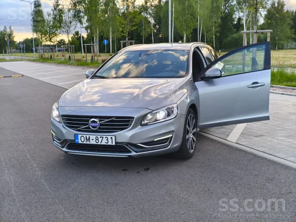 Volvo Volvo V60 D5 Twin Engine Polestar