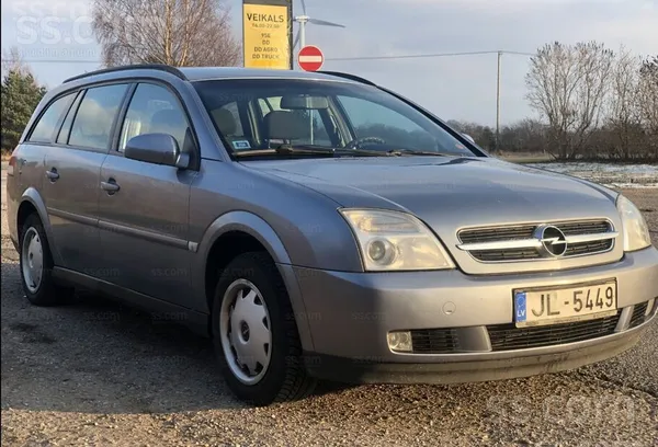Opel Ietilpīgs auto. Vidējais patēriņš 7.9 l/100km. Sam