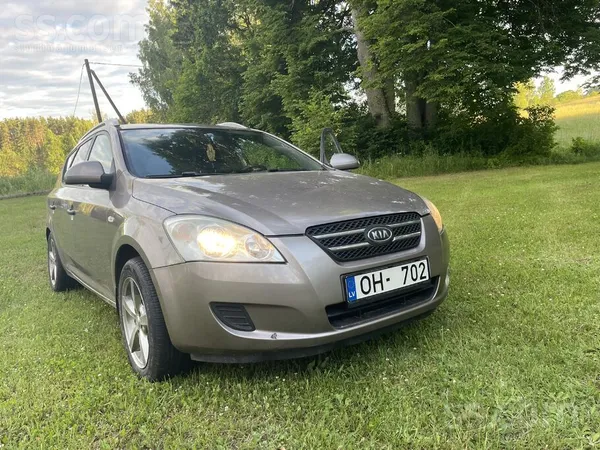 KIA Pārdodu Kia Ceed. Budžeta klases ekonomisks auto. 