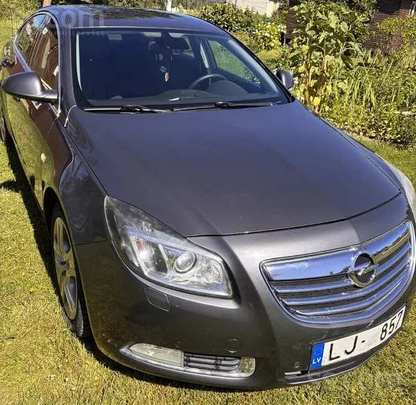 Opel Pārdod Opel Insignia 2009 gada 2.0Cd Ti 118 kW