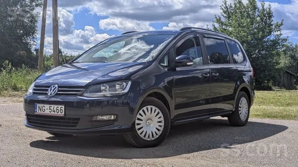 Volkswagen Pārdod labi uzturētu 2014. gada Volkswagen Sharan,