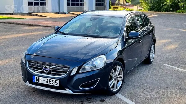 Ērts, mīksti braucas un ar milzīgu ekonomiju. Divas atslēgas, skaists salons