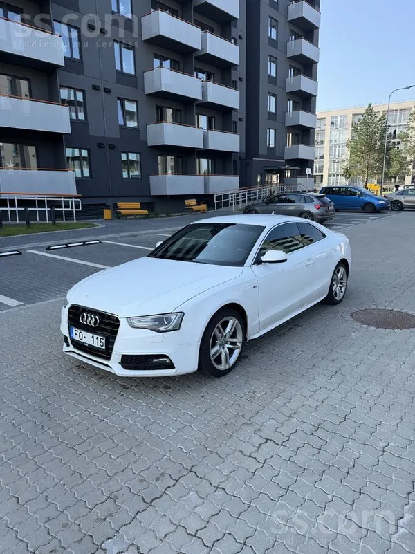 Audi Pārdodu Audi A5 Coupe labā tehniskā stāvoklī. Auto