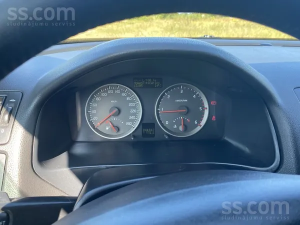 Volvo Pārdodas Volvo V50 100kw 2.0D ar svaigu Ta-17.08.2