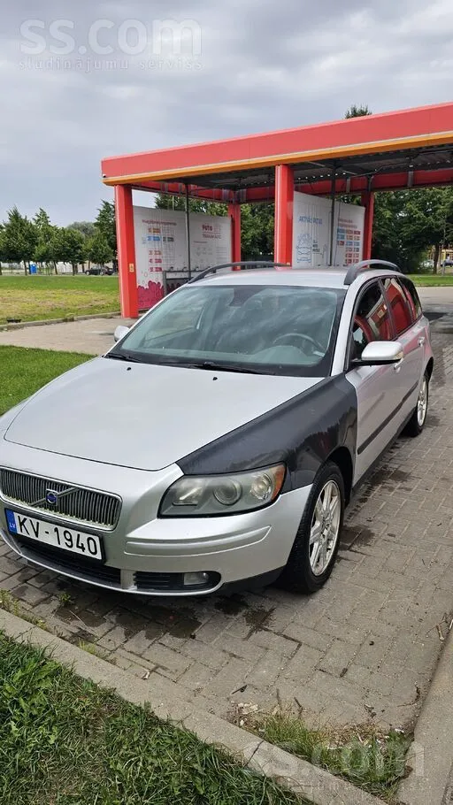 Daudz ieguldīts ritošajās detaļās lai savestu kārtībā, eļļa un filtri mainīt
