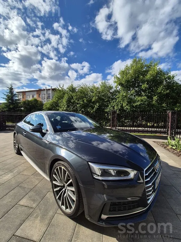 Audi Продаётся Audi A5 2017 г. , 2.0 D, 140 KW. 