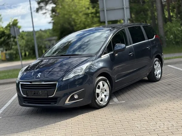 Peugeot Facelift Peugeot 5008 1, 6 benzīns 88Kw 7 sēdvieta