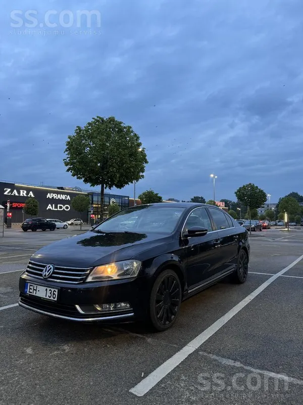 Volkswagen Продаю свой VW Passat Bluemotion. Машина у меня бо