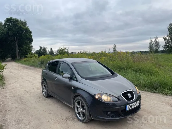 Sveiki pārdodu seat toledo 2006 gada automatiska karba 2.0 bendzins ļoti eka