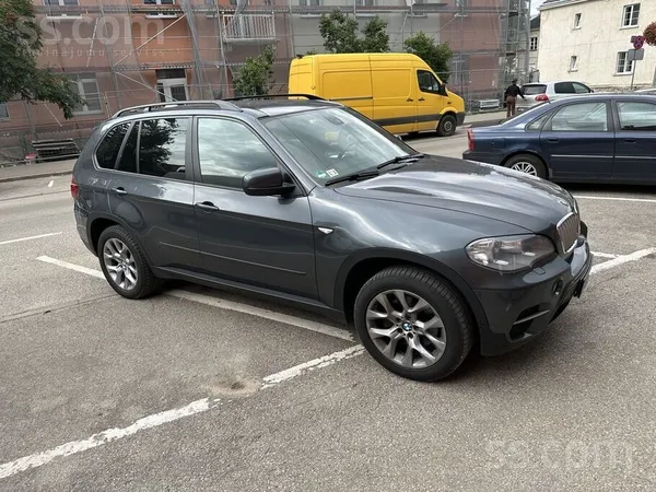 BMW Remontam vai rezerves daļām pārdod BMW X5 E70 xDri
