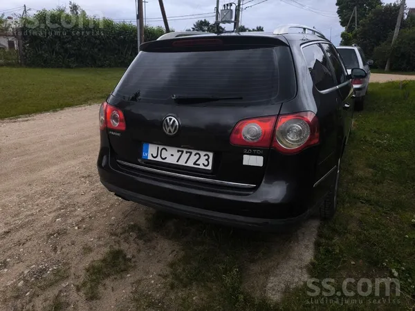 Volkswagen Pārdodu auto, kas godam kalpoja ģimenei 14 gadus. 