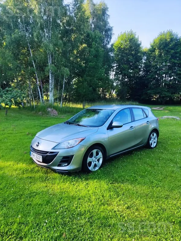 Mazda Pārdodu Mazdu 3 
