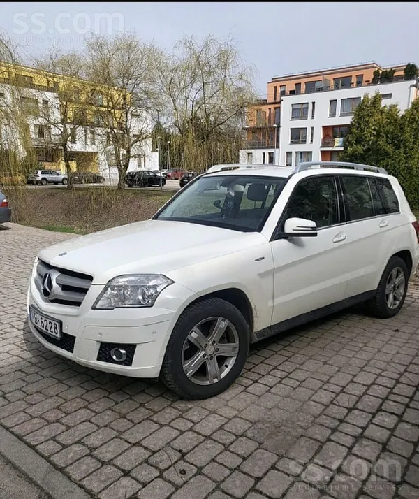 Mercedes Sakopts auto, viss mainījās laicīgi. Tikko mainīta