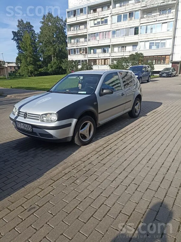 Volkswagen Машина в хорошем техническом состоянии, не требует