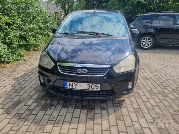 Ford Продаю экономичный автомобиль с техническим осмотр