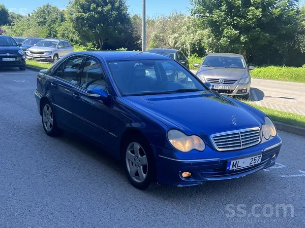 Mercedes Face lift. Laba tehniska stavokli. Sedies un brauc