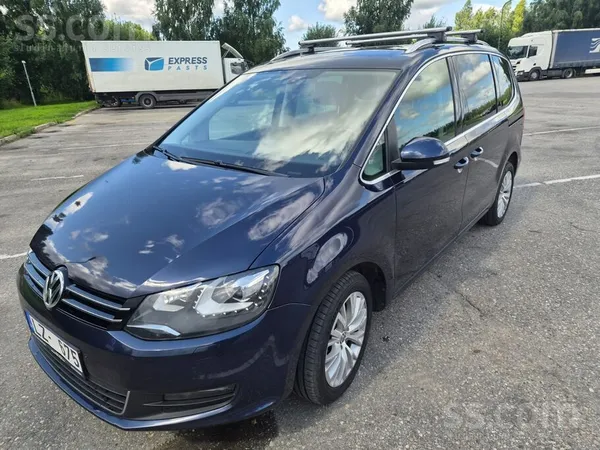 Pārdodu uzticamu un ļoti ietilpīgu ģimenes automašīnu. Auto ir regulāri apko