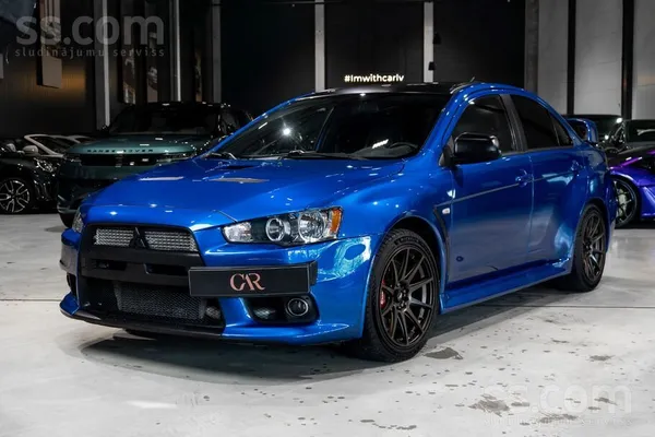 Mitsubishi Lancer Evolution X Gsr ar 2.0L turbo inline-4 dzinēju un pilnpied