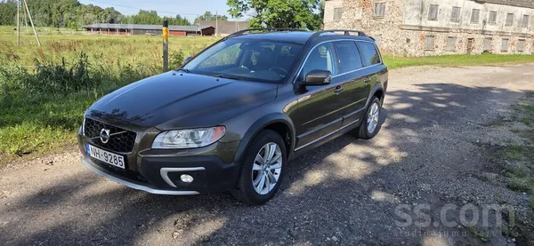 Volvo Pārdodu priekšpiedziņas Volvo Xc70 R-Design D4 133