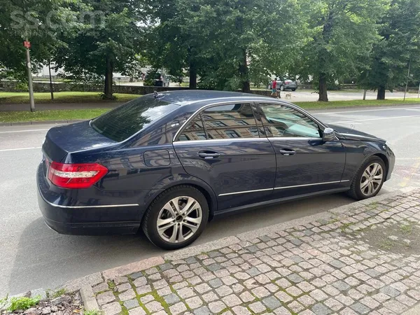 Mercedes Срочно. 