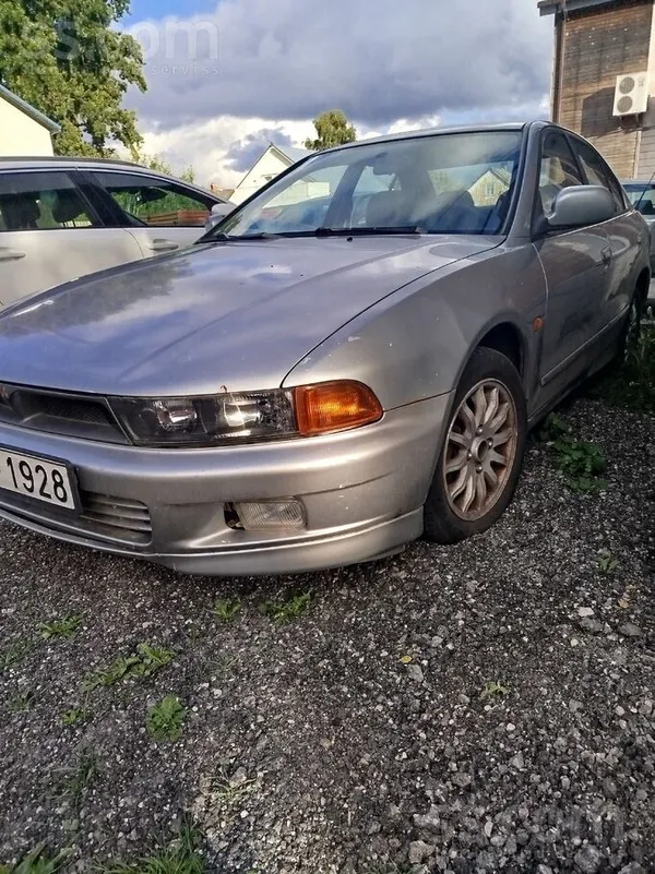 Mitsubishi 2, 0.benzīns. Nodoklis līdz šim brīdim samaksāts. 