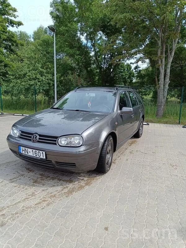 Volkswagen Normālā stāvoklī, sīkāk informācija zvanot. ...