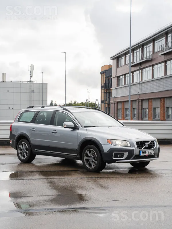 Volvo 2010 pirmā reģistrācija. 