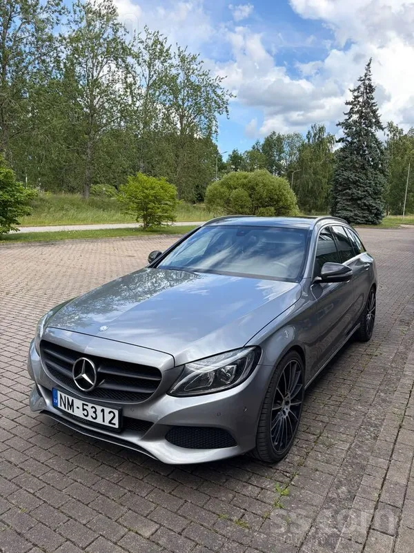 Mercedes Pārdodu Mercedes Benz C200 Bluetec. 