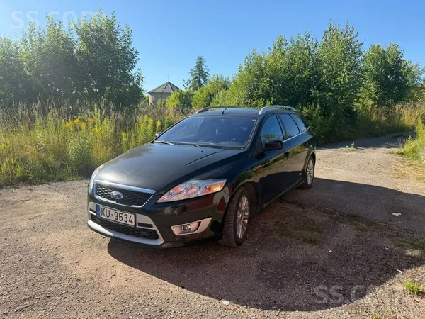 Ford Tiek tirgots Ford Mondeo. Komplektā nāk ziemas rie