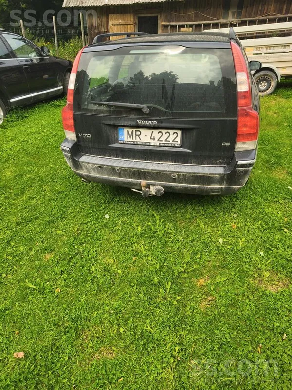 Pārdodu diezgan dzīvu un labi saglabājušos auto. Auto tiek lietots.