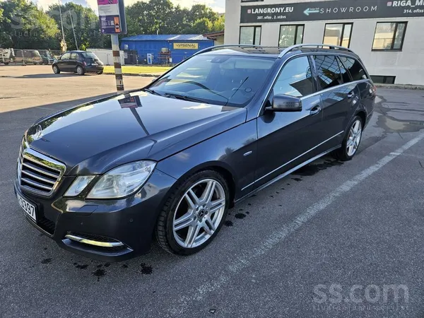 Mercedes E220 Cdi Blueefficiency, 04.2011.g.