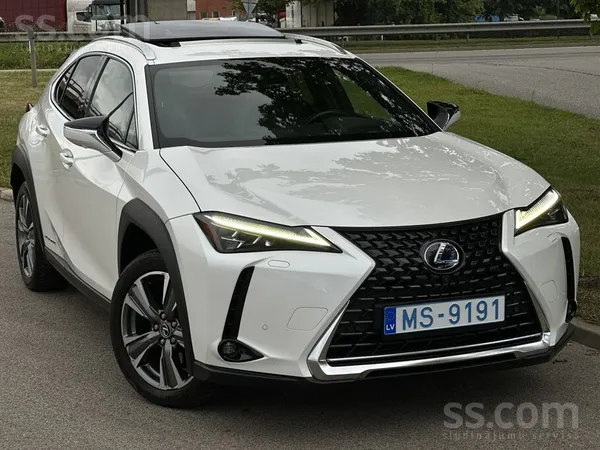 Lexus UX Suv 300E Executive, 150kw-204hp, tikko no Francijas, pieejams valst
