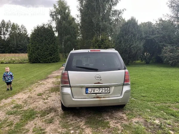 Opel Pārdodu vēl dzīvot spējīgu opeli. 