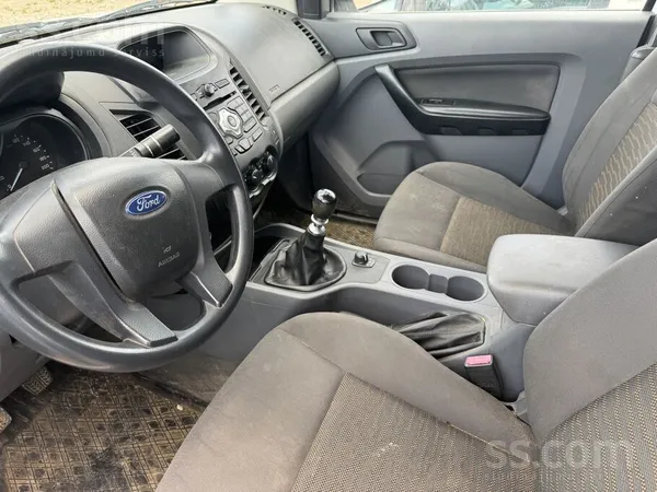 Ford Pardod Ranger- nelec Kautkas ar elektroniku , nav 