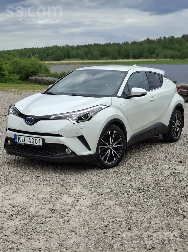 Toyota Pārdodu Toyota C-Hr 1.8 Hibrīds 2017 Luxury koplek