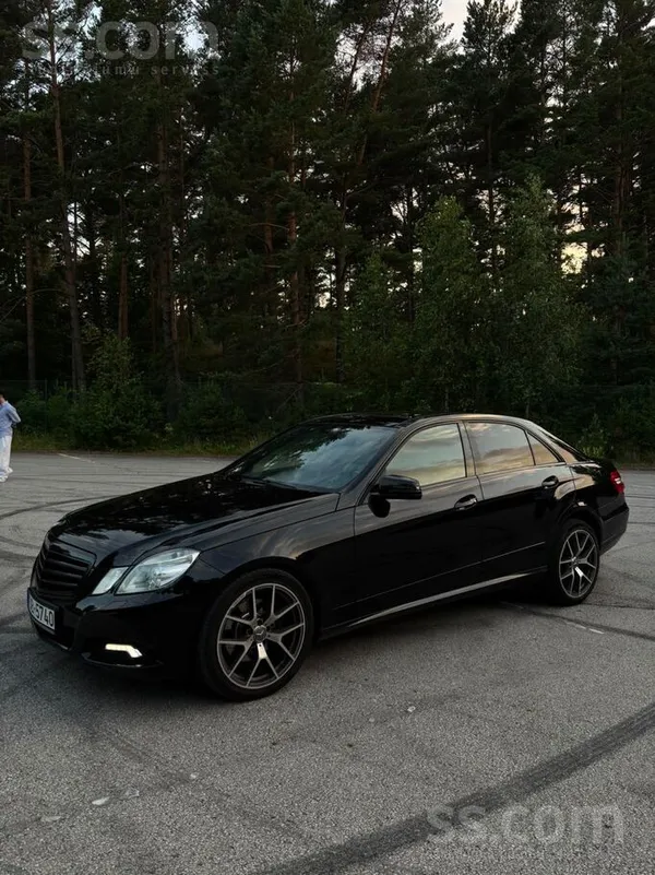 Mercedes Продаю ухоженный Mercedes-Benz E350 W212 в комплек