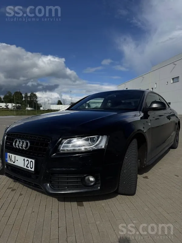 Audi Pārdod Audi A5 Coupe 3.0 Tdi Quattro, Automāts, (1
