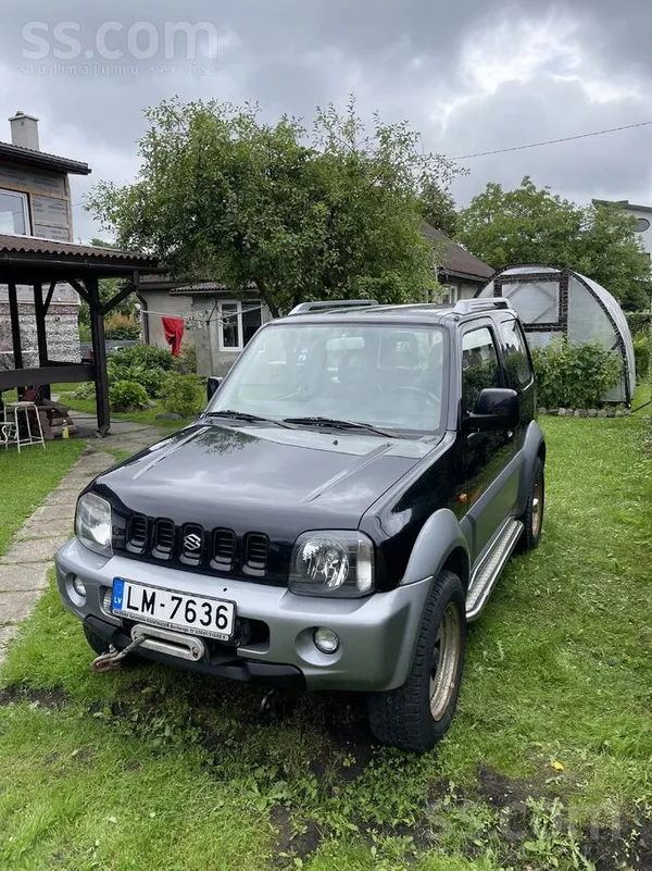 Suzuki Suzuki Jimny 4X4 ar 1.3 benzīna dzinēju un manuālo