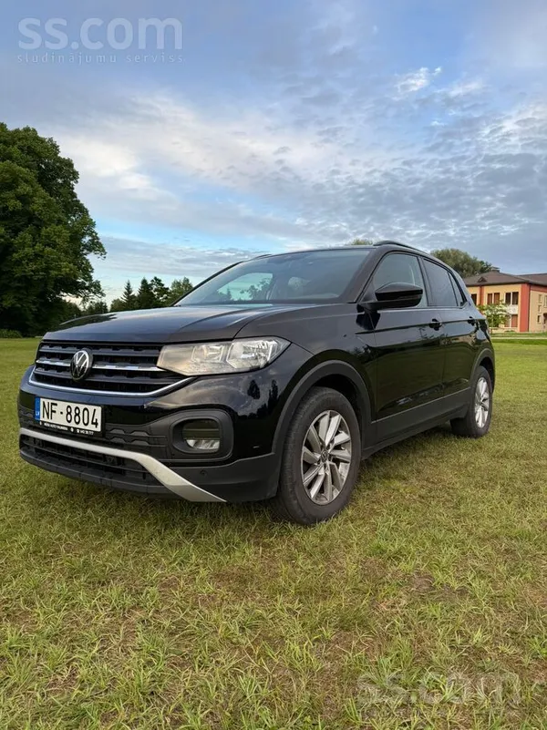 Volkswagen Privātpersona pārdod ideālu VW T-Cross, 1.0l benzī