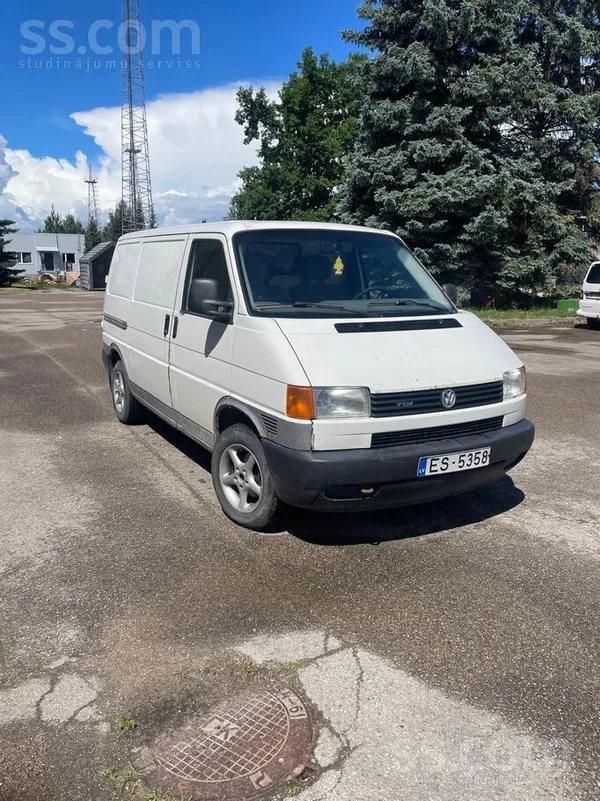 Volkswagen Tirgoju VW T4 2.5 Tdi 65kW
