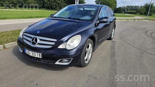 Mercedes Palīdzu pārdod čoma mašīnu. Jaunā skatē. Protams i