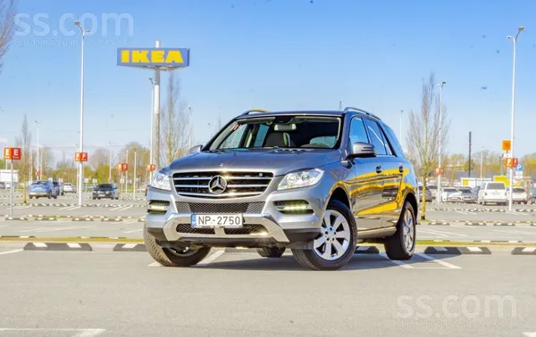 Mercedes Benz ML 350 3.0l dīzelis. 190kw
Tehniskā apskate derīga līdz 07.20
