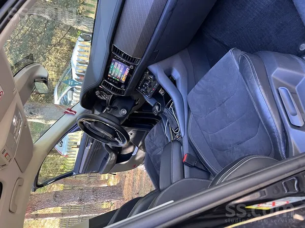 Skoda Pārdodu ģimenes auto (bez jumta bagāžnieka). Jauns