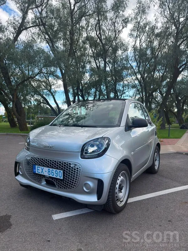 Pārdodam ļoti simpātisku un koptu Smart EQ Fortwo – īstu real life Hotwheels