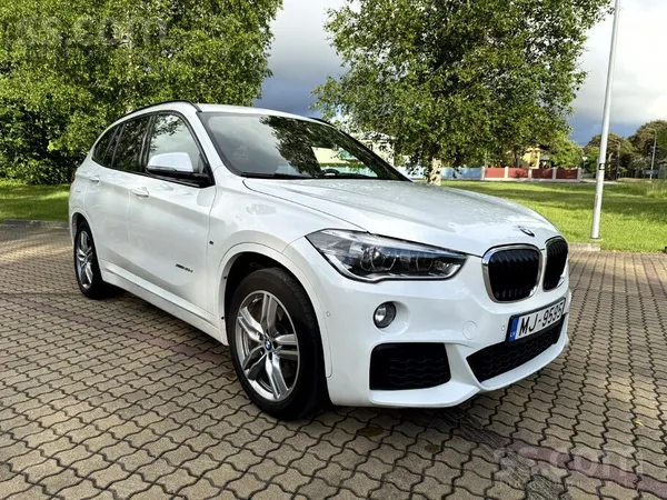 BMW BMW X1 xDrive20d, M-Pack izpildījumā. Automašīna i