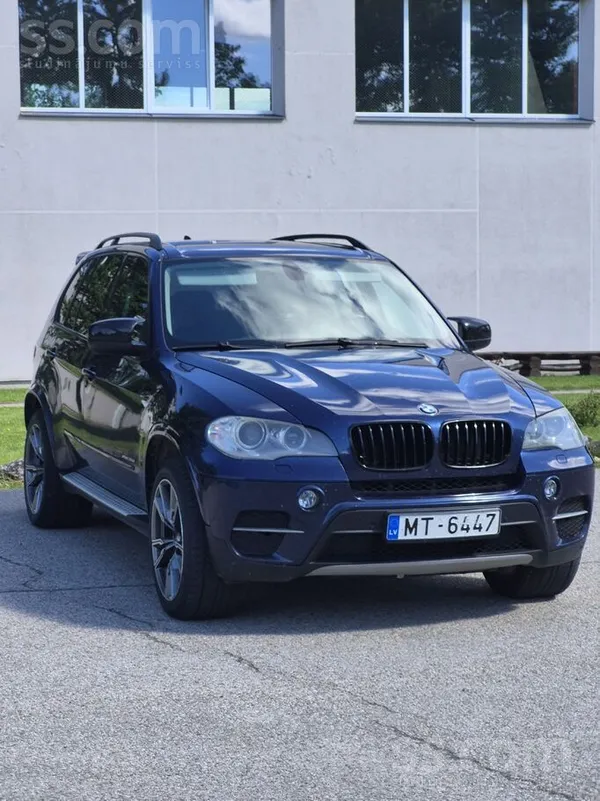 BMW Pārdod bmw x5 3.0d 180kw. 