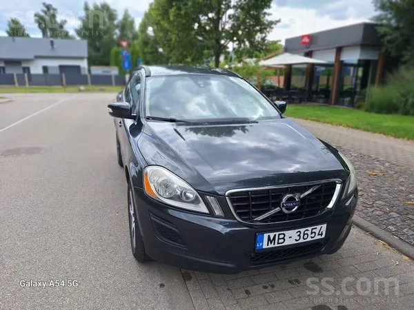 Pārdodu koptu auto teicamā tehniskā stāvoklī bez rūsas. Jauna tehniskā apska